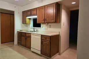 820 E Beau St, South Strabane, PA 15301 - Photo 6