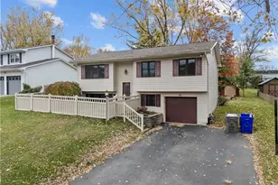 136 Chowning Ct, Richland, PA 15044 - Photo 1