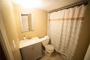 280 Valleyview Dr, Oakdale, PA 15071 - Photo 10