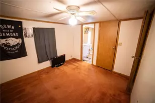 280 Valleyview Dr, Oakdale, PA 15071 - Photo 8