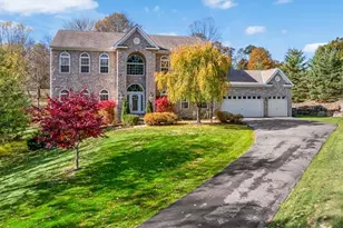 724 Franklin Rd, Pine Township, PA 16046 - Photo 1