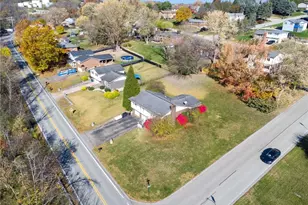 31 Willow Crossing Rd, Hempfield Township, PA 15601 - Photo 2