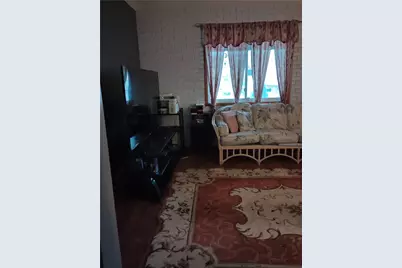 528 Longfellow St, Vandergrift, PA 15690 - Photo 12