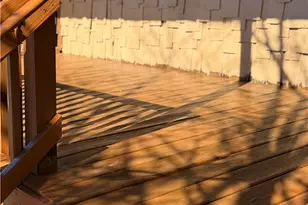 528 Longfellow St, Vandergrift, PA 15690 - Photo 2