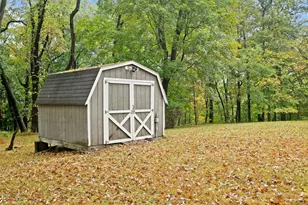 307 Garlow Dr, Pittsburgh, PA 15235 - Photo 36