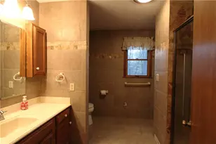 138 Beech Way, Pulaski Township, PA 16143 - Photo 32