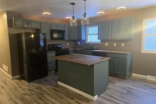 504 Queenstown Rd, Perry Township, PA 16041 - Photo 4