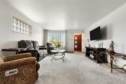 3999 Boulevard Dr, Pittsburgh, PA 15217 - Photo 6