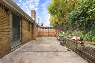 3999 Boulevard Dr, Pittsburgh, PA 15217 - Photo 18