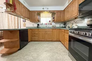 131 Highland Dr, Gilpin Township, PA 15656 - Photo 10