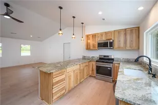 114 Wood St, New Castle, PA 16102 - Photo 16