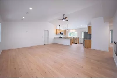 114 Wood St, North Beaver Township, PA 16102 - Photo 10