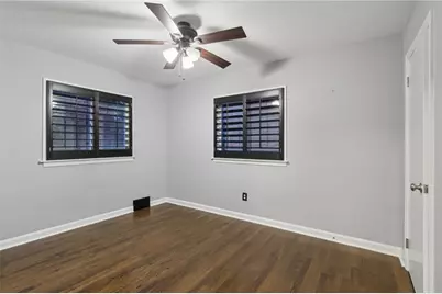 110 W Sheridan Ave, New Castle, PA 16105 - Photo 8