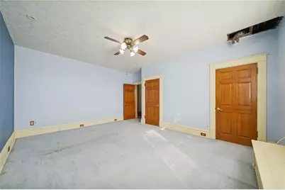 120 N 1st St, Jeannette, PA 15644 - Photo 18