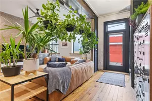 166 Almond Wy, Pittsburgh, PA 15201 - Photo 6