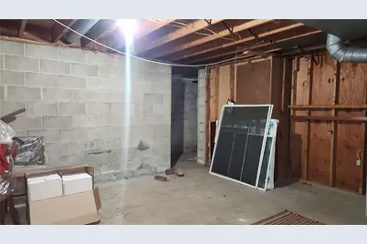 411 Center Street, Hyde Park, PA 15641 - Photo 22