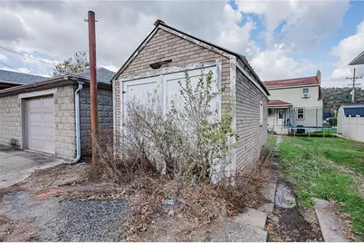 1622 4th Ave, Ford City Boro, PA 16226 - Photo 26