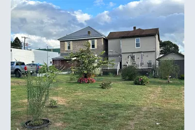 29 W Elm St, Center Township-Homer City, PA 15748 - Photo 4