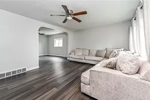 157 Clever Rd, Kennedy Township, PA 15136 - Photo 12