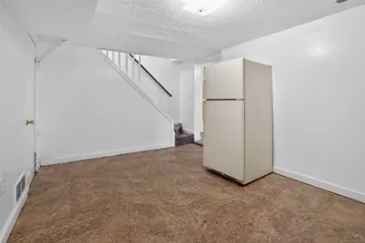 417 Alexander St, McKees Rocks, PA 15136 - Photo 10