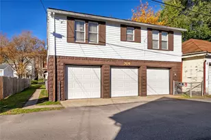 209 E South St, Connellsville, PA 15425 - Photo 4