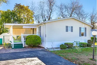 307 Holiday Ct, Mount Pleasant Township, PA 15666 - Photo 1