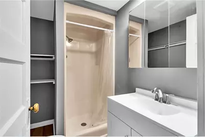 825 Walnut Street, Rochester, PA 15074 - Photo 14