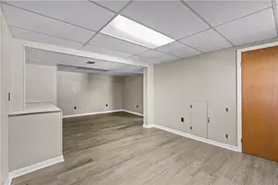 3579 Wallace, Pittsburgh, PA 15227 - Photo 24