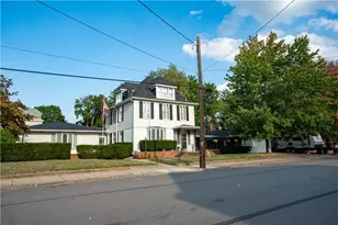 430 College Ave, Beaver, PA 15009 - Photo 2
