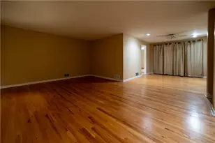 2284 Crestview Rd, Banksville/Westwood, PA 15216 - Photo 4