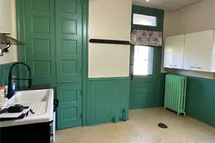 501 E 1st Ave, Derry Boro, PA 15627 - Photo 16