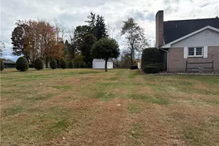 139 Maple Dr, Kiskiminetas Township, PA 15686 - Photo 4