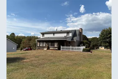 139 Maple Dr, Kiskiminetas Township, PA 15686 - Photo 2