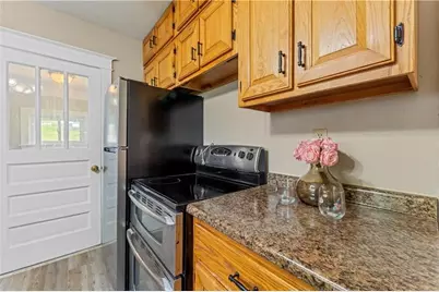 707 Hamil Rd, Pittsburgh, PA 15147 - Photo 6