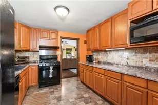 104 Allison Dr, Brighton Township, PA 15009 - Photo 12