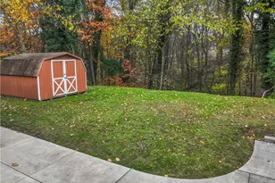 104 Allison Dr, Brighton Township, PA 15009 - Photo 8