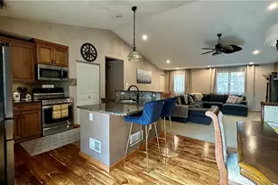 6949 Shannon Rd, Verona, PA 15147 - Photo 10