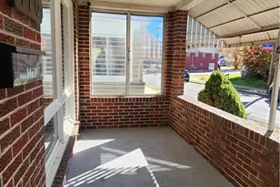 410 Longfellow St, Vandergrift, PA 15690 - Photo 24