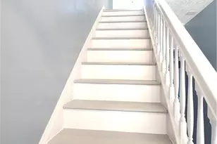 410 Longfellow St, Vandergrift, PA 15690 - Photo 14