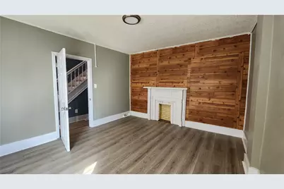 410 Longfellow Street, Vandergrift, PA 15690 - Photo 4