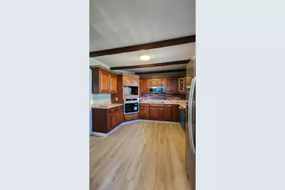 410 Longfellow Street, Vandergrift, PA 15690 - Photo 8