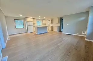 1285 Old Pulaski Rd, Neshannock Township, PA 16105 - Photo 4