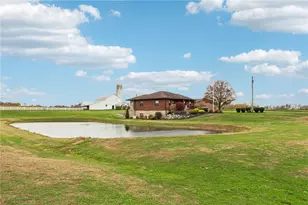 718 McDowell Rd, Hickory Township, PA 16156 - Photo 2