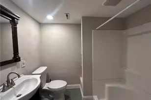 308 Golden Gate Dr, Pittsburgh, PA 15147 - Photo 18