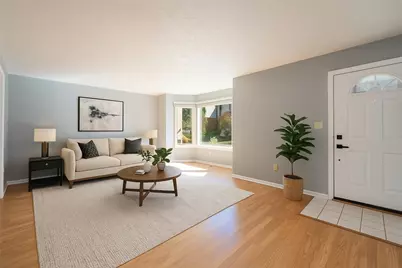 108 Unity Sq, Unity Township, PA 15601 - Photo 6