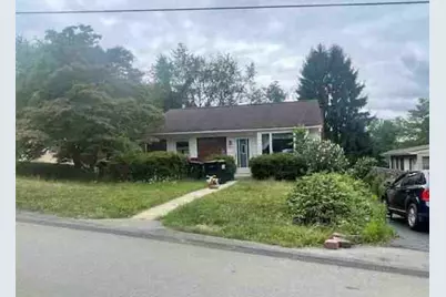 1905 Fox Ave, Beaver Falls, PA 15010 - Photo 1