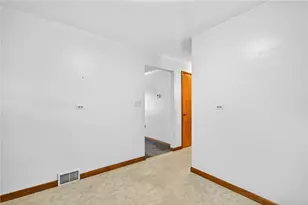 34 Westmoreland Dr, Monessen, PA 15062 - Photo 6