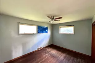 3406 New Castle Rd, West Middlesex Boro, PA 16159 - Photo 14