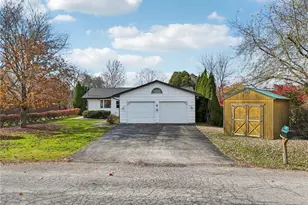 625 Rich Dr, Hickory Township, PA 16101 - Photo 32