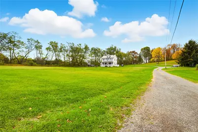 1102 Frankstown Road, Conemaugh Township, PA 15902 - Photo 2